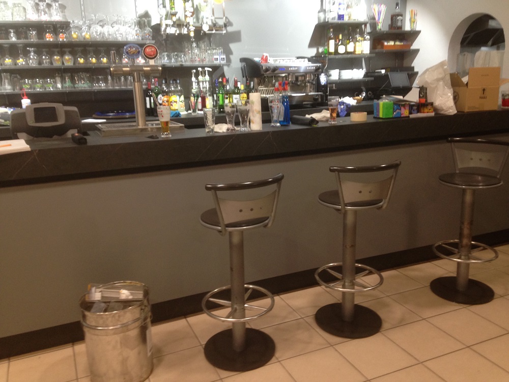 Restauration d'un comptoir de bar (Biganos - 33)
